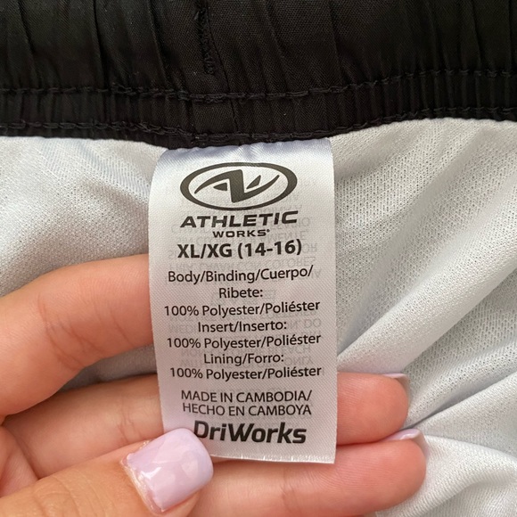 DriWorks Athletic Shorts with mesh on the side - Picture 3 of 3